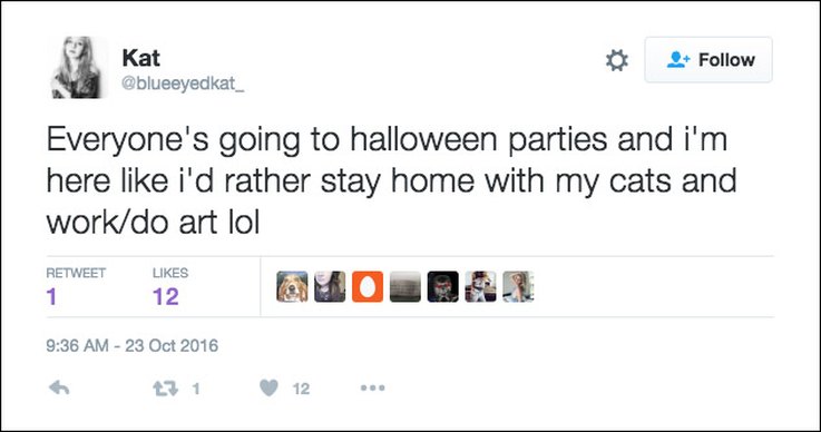 25 Tweets About Pets And Halloween That Are Relatable AF
